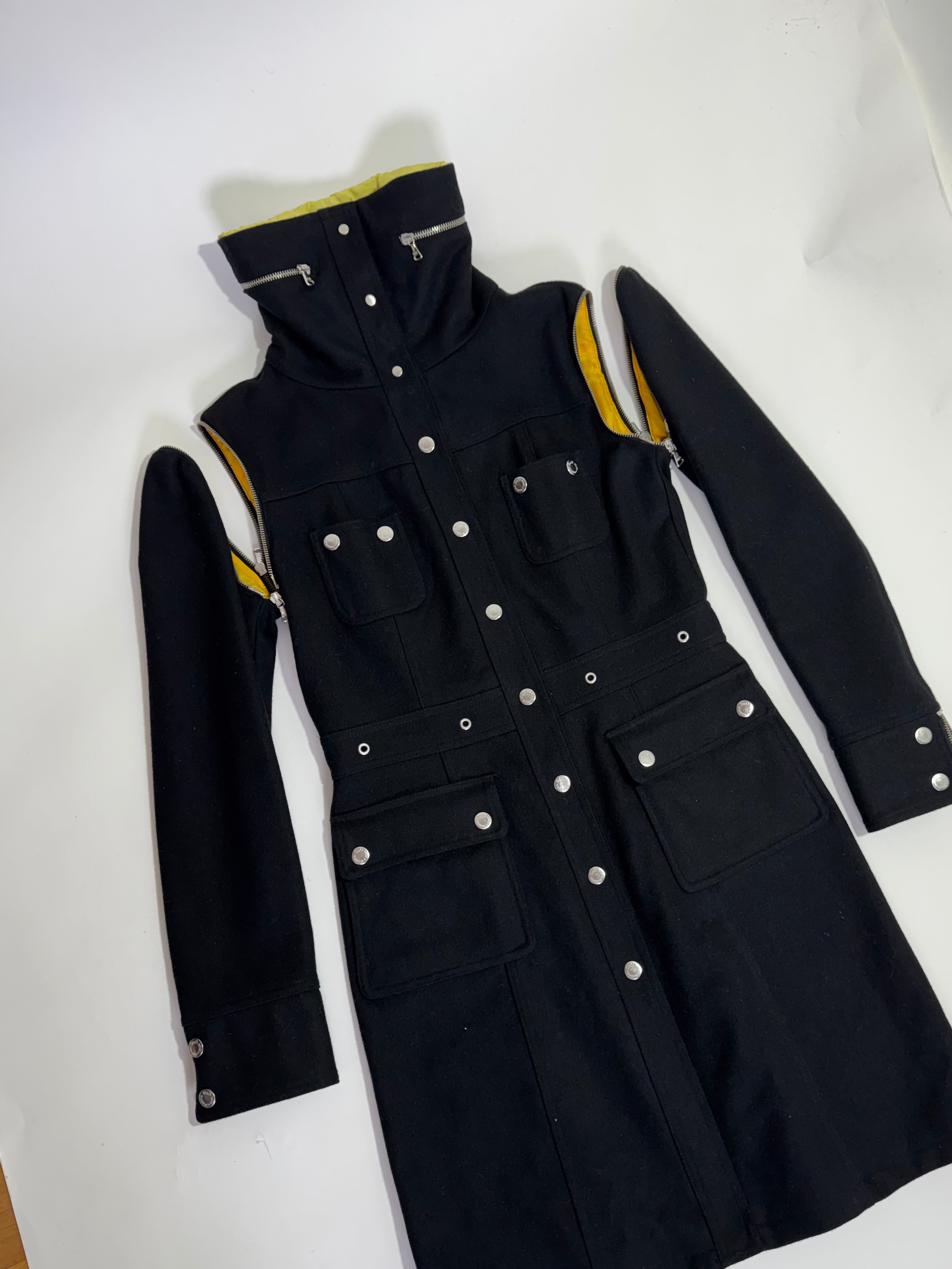 Dolce & Gabbana F/W 2003 Black Wool Removable Sleeves Trench Coat