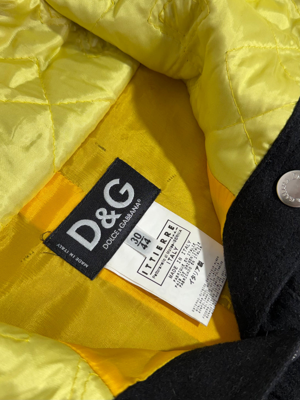 Dolce & Gabbana F/W 2003 Black Wool Removable Sleeves Trench Coat