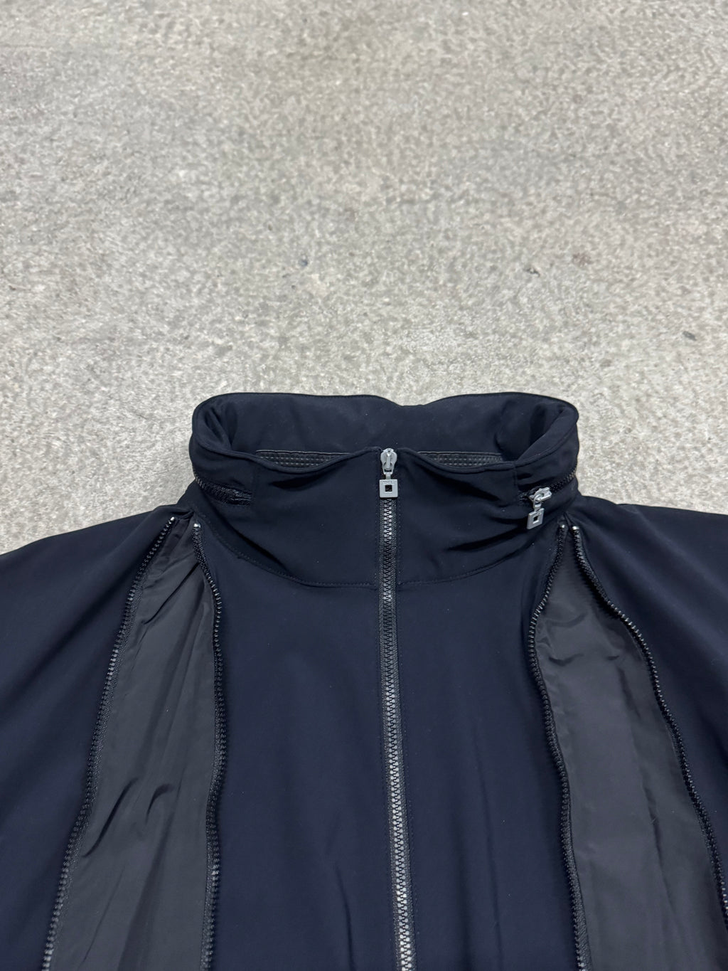 2000s Marithé + François Girbaud technical jacket hidden hood and expandable zip pockets