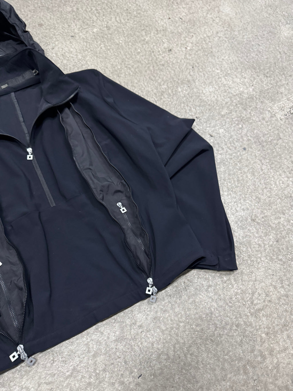 2000s Marithé + François Girbaud technical jacket hidden hood and expandable zip pockets