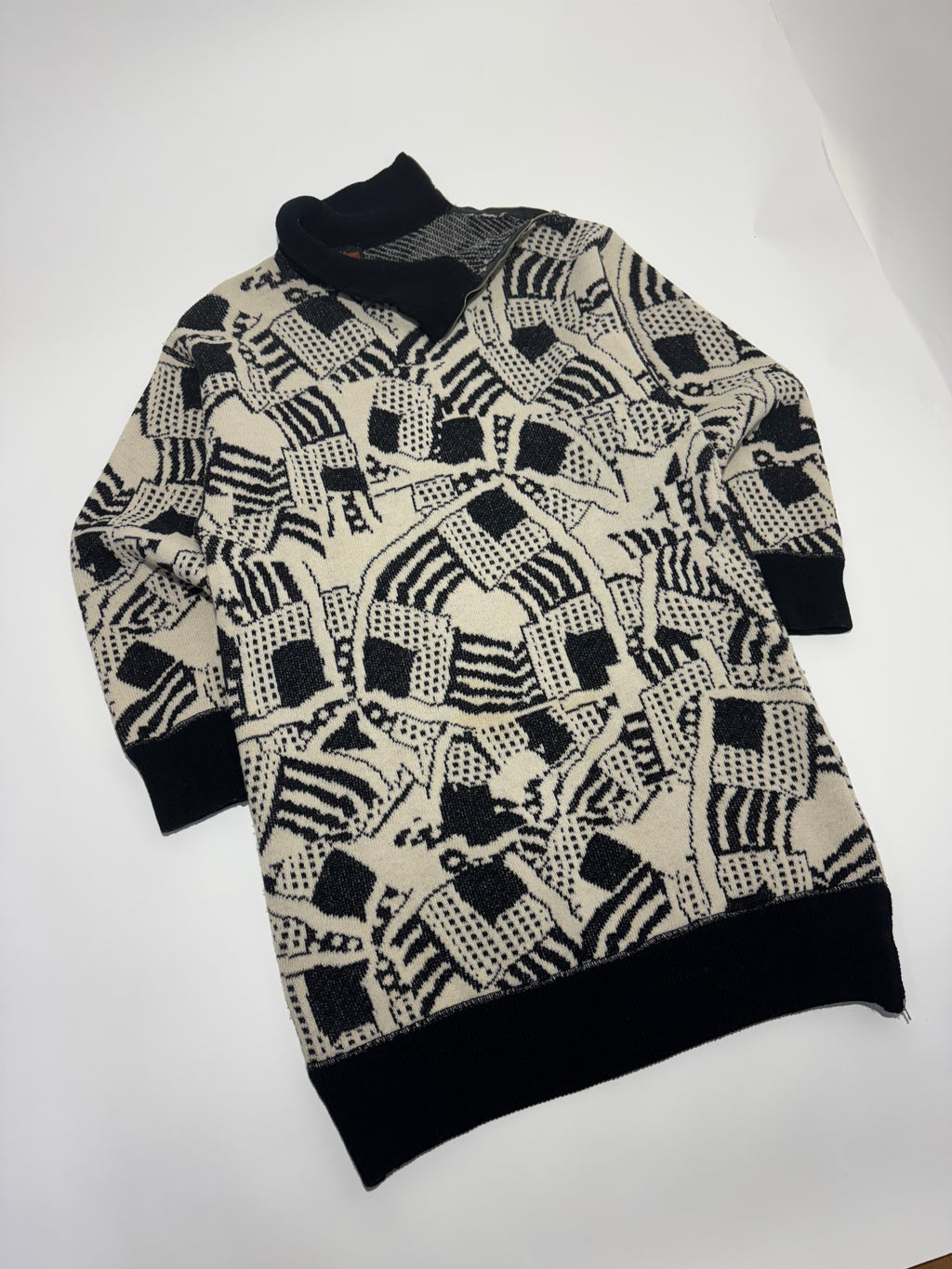 1980s Marithé François Girbaud abstract knit dress