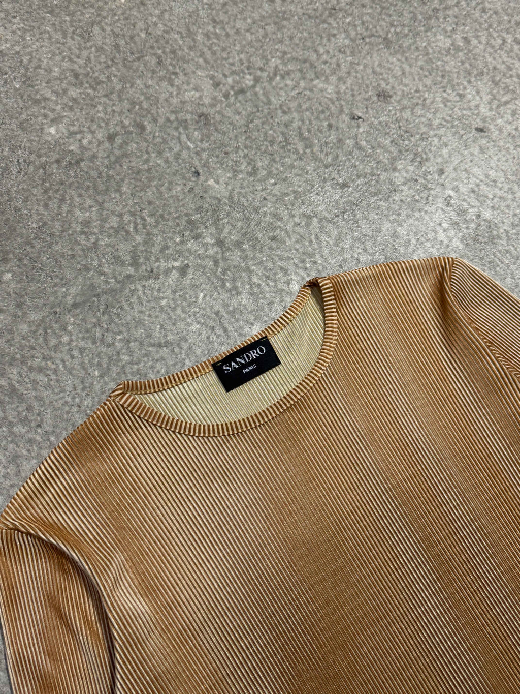 VINTAGE SANDRO “GOLD” LONG SLEEVE