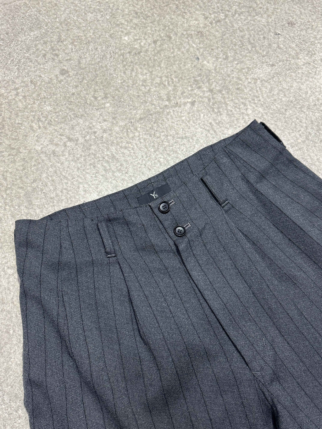 90S Y'S BY YOHJI YAMAMOTO WOOL STIPED SHORTS